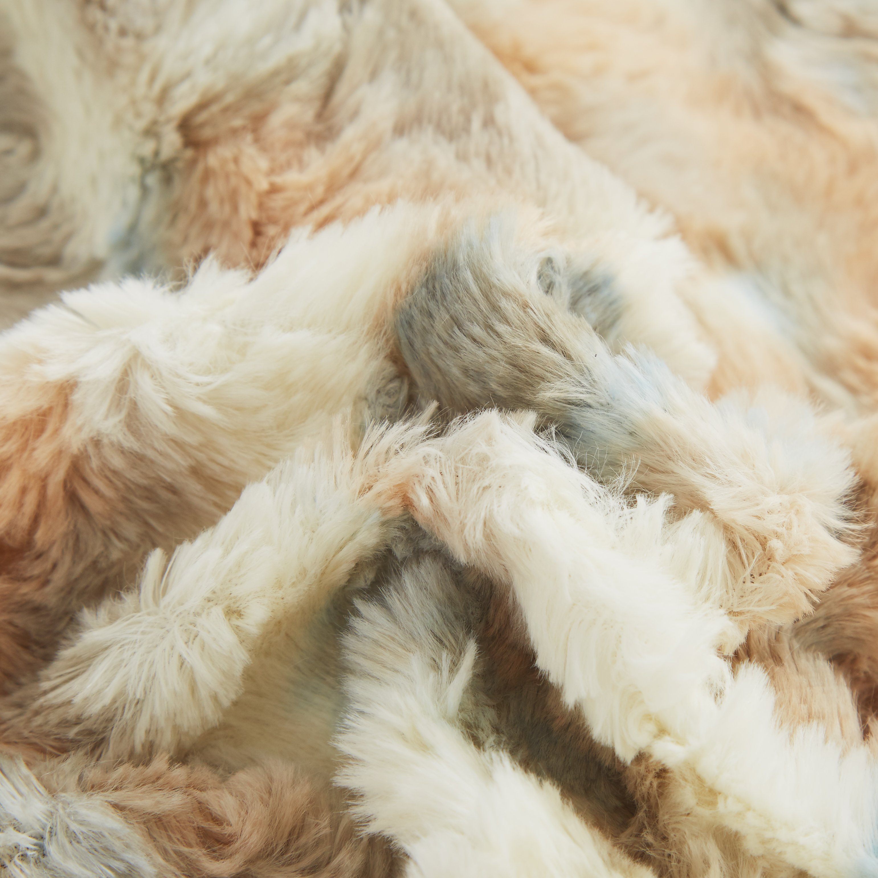 Tache Luxurious Russian Lynx Faux Fur Throw Blanket