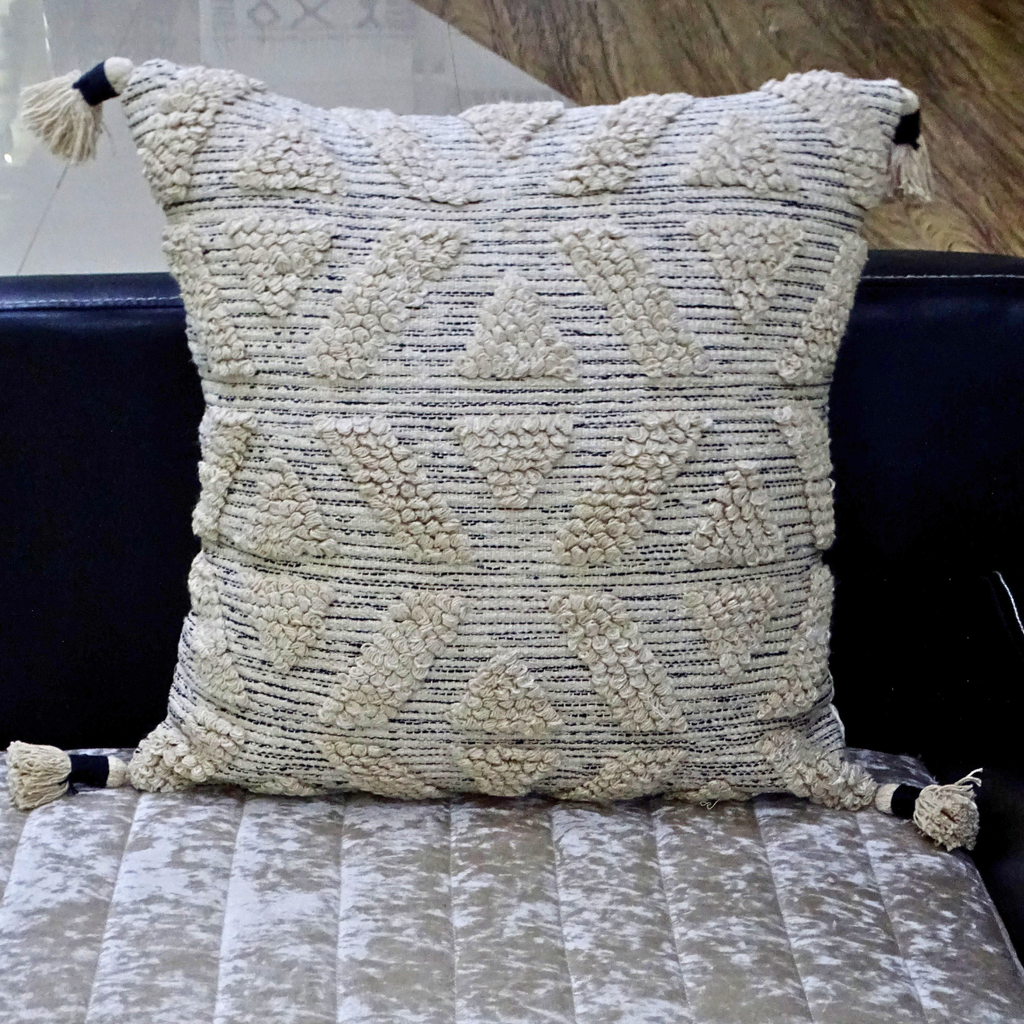 Ivory Mesa Handloom Pillow